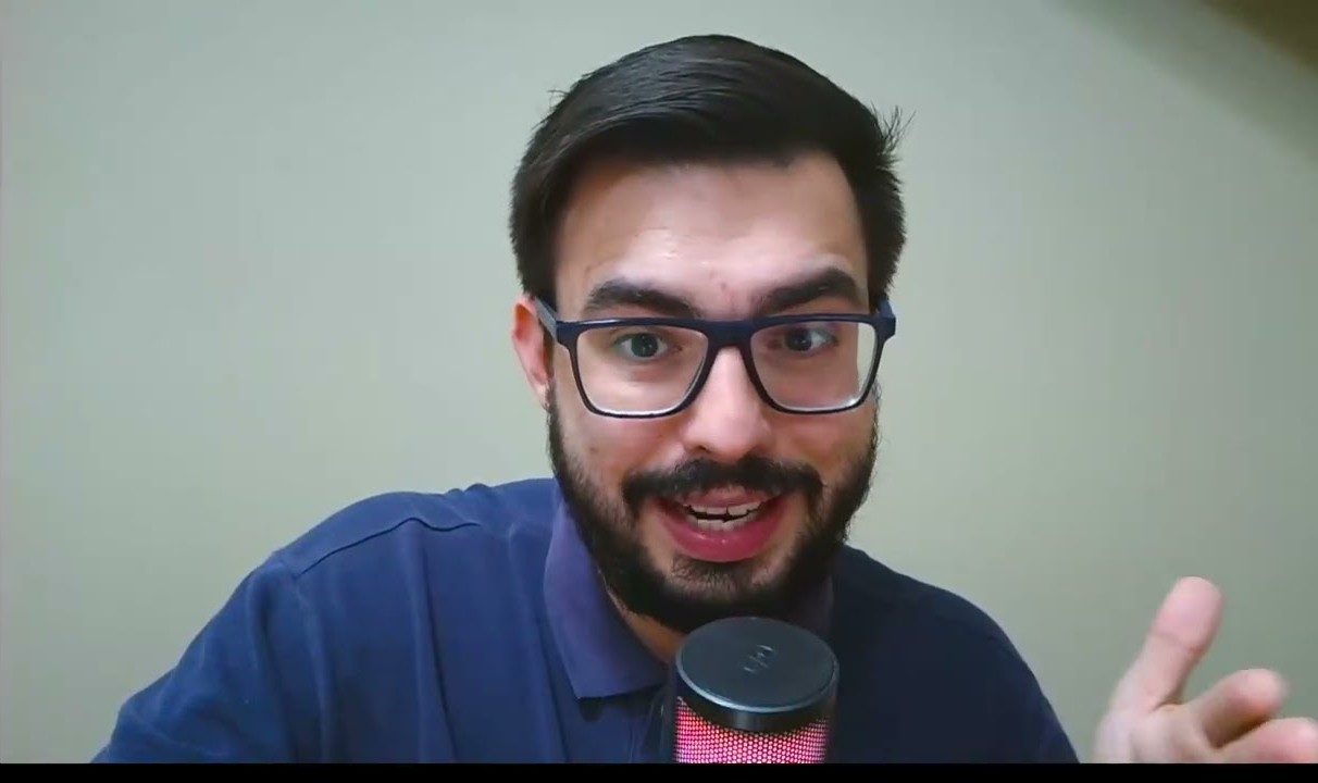 Dr. Lucas apresentando o programa